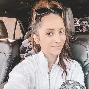 Meet your Posher, Ashley